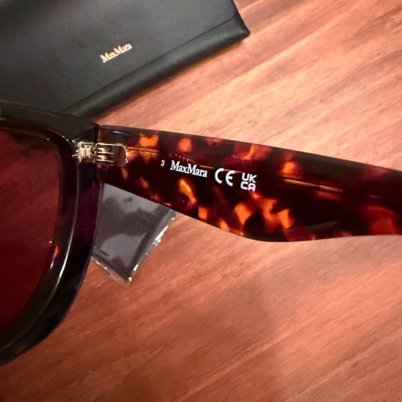 MaxMara Tortoise Shell Sunglasses - Picture 8 of 10